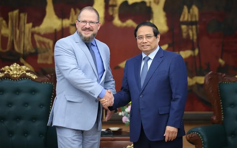 Thủ tướng Phạm Minh Chính tiếp ông Cristiano Amon, Chủ tịch kiêm Tổng Giám đốc điều hành Tập đoàn Qualcomm - Ảnh: VGP