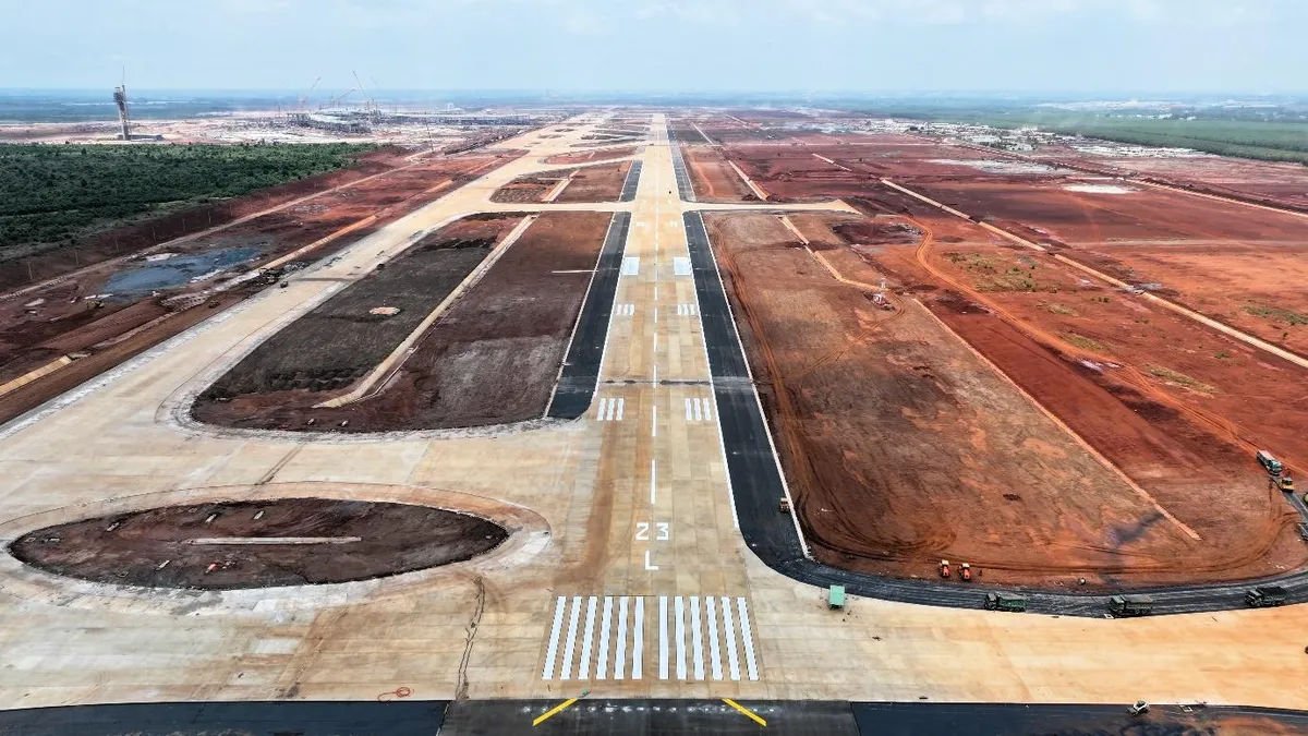 Đề xuất chuyển toàn bộ chuyến bay quốc tế về sân bay Long Thành - Ảnh 2.