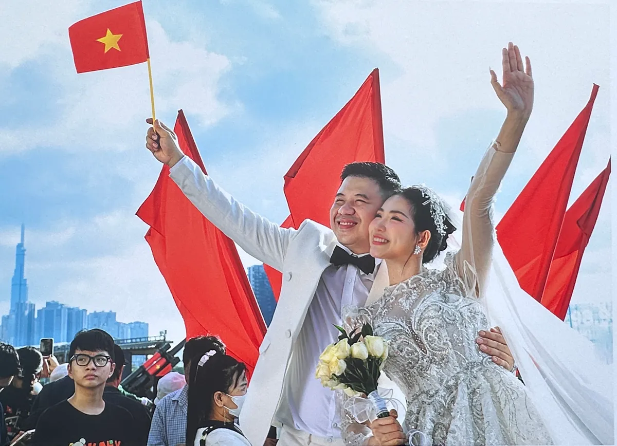 "50 năm niềm vui thống nhất" qua lăng kính nhiếp ảnh- Ảnh 7.