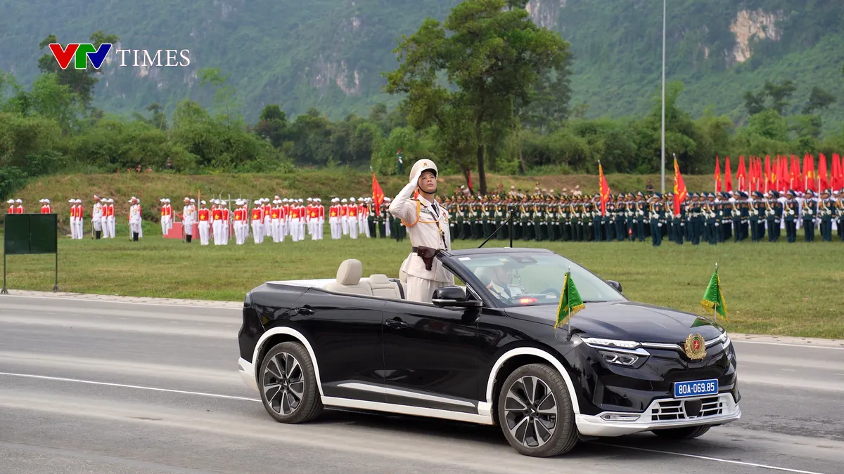 Mãn nhãn màn trình diễn của các lực lượng vũ trang trong lần tổng hợp luyện thứ 3 - Ảnh 10.
