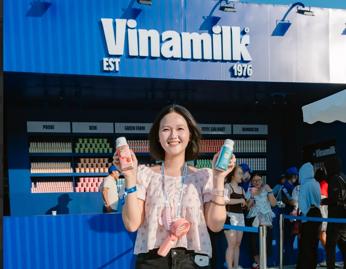 Check-in cực chất, Vinamilk tiếp năng lượng tươi vui cho các lễ hội âm nhạc cuối tuần - Ảnh 8.