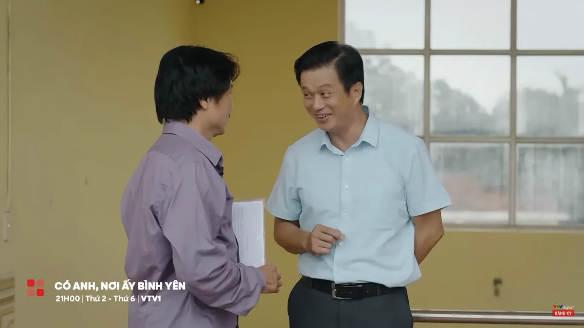 Có anh, nơi ấy bình yên - Tập 11: Cháy kho lưu trữ, ông Thứ xin bí thư Tuyết không báo công an tỉnh - Ảnh 1.
