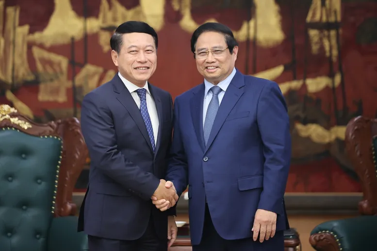 Thủ tướng: Việt Nam dành ưu tiên cao nhất cho quan hệ với Lào - Ảnh 1.