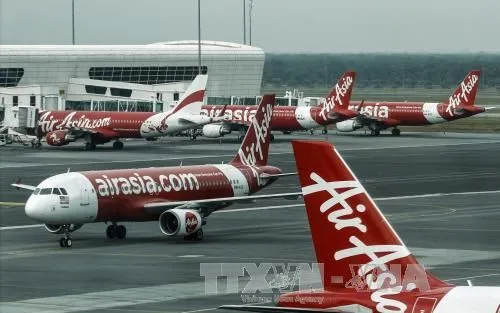 Máy bay của hãng hàng không AirAsia tại sân bay Kuala Lumpur, Malaysia (Ảnh tư liệu: EPA/TTXVN)