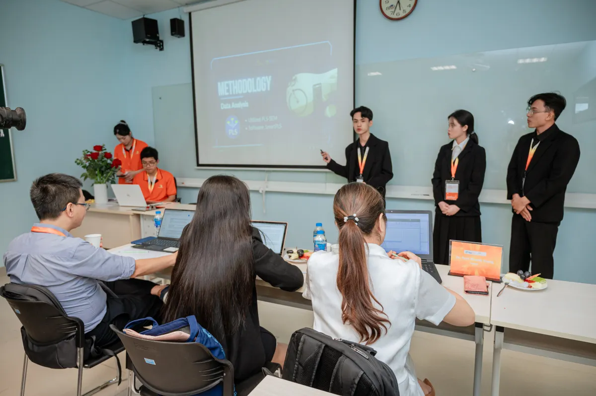 AI là tâm điểm chú ý của 62 đề tài nghiên cứu khoa học tranh tài tại CK ResFes 2025 - Ảnh 2.