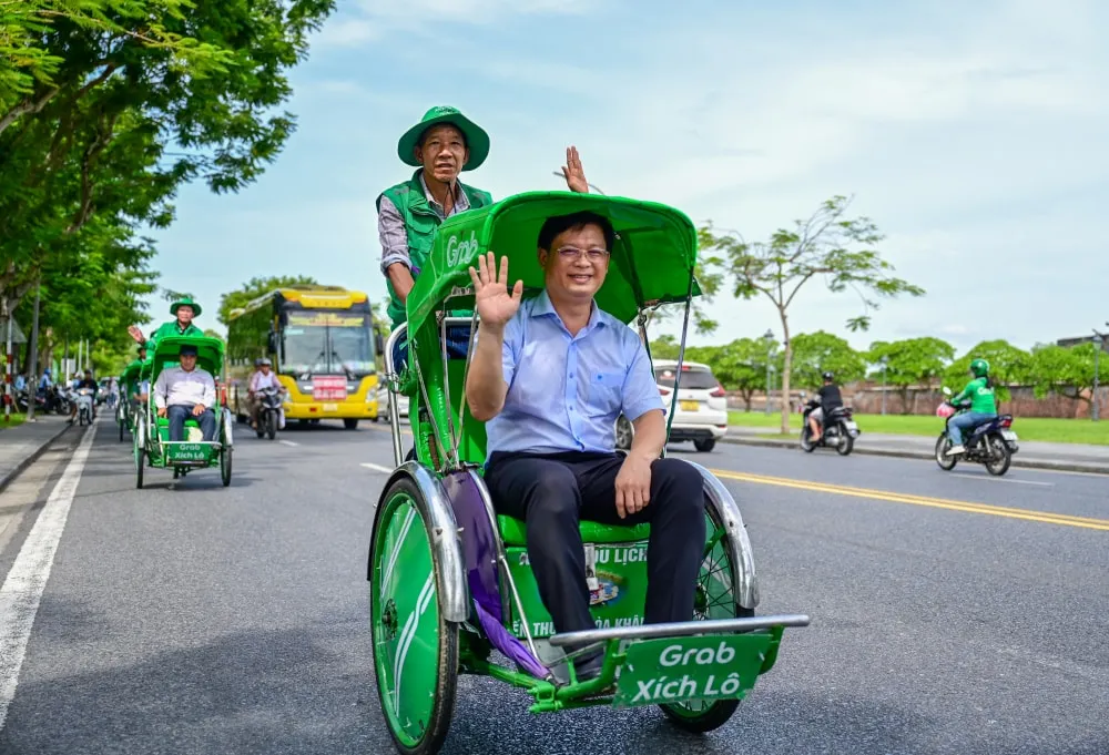 Xích lô công nghệ tại Thành phố Huế- Ảnh 1.