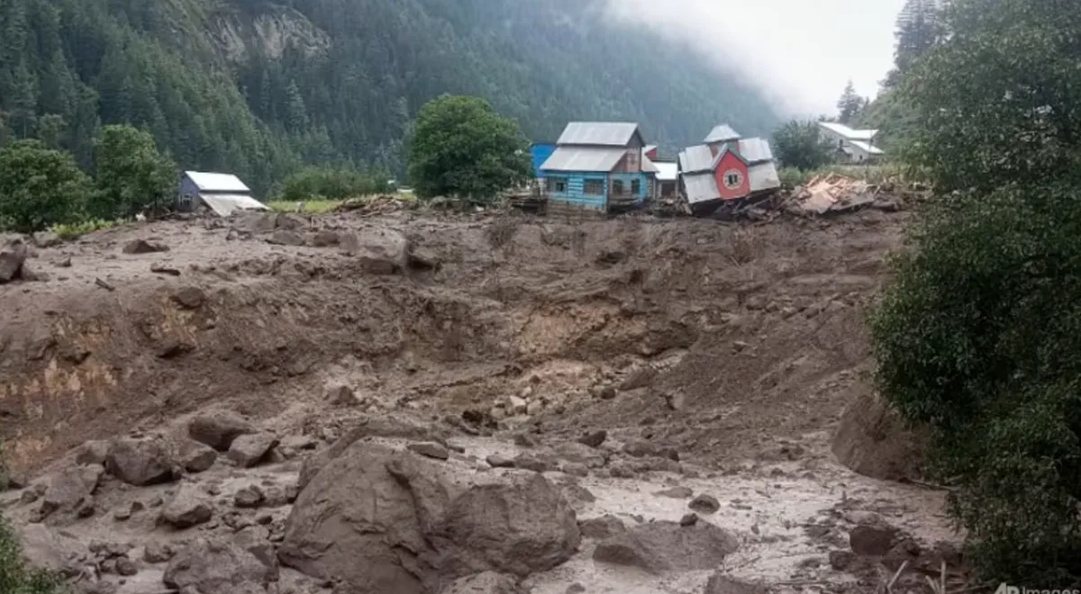 Lũ quét đột ngột ở Kashmir (Ấn Độ), ít nhất 46 người thiệt mạng- Ảnh 1.