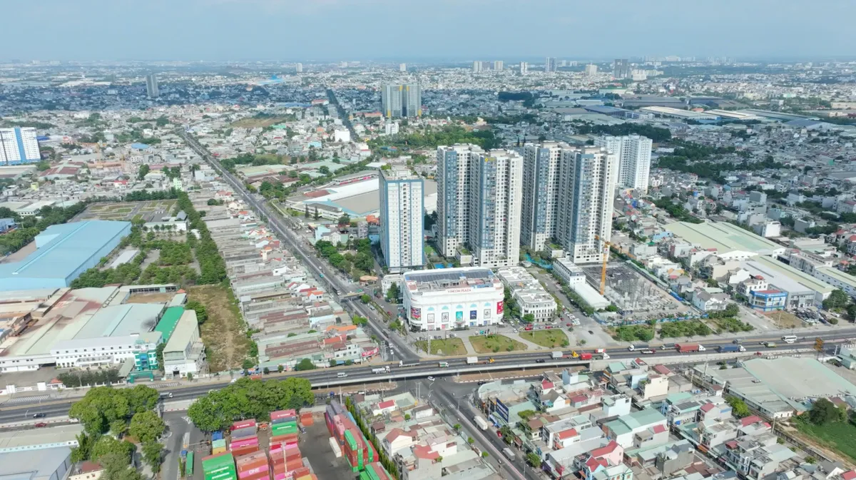 Bất động sản tìm giải pháp giảm phụ thuộc vốn tín dụng - Ảnh 1.
