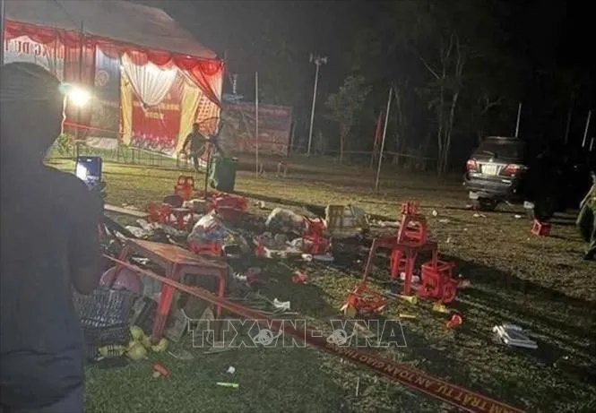 Vụ ô tô mất lái ở Lào Cai: Khai trừ Đảng Phó Bí thư Thường trực Đảng ủy xã - Ảnh 1.