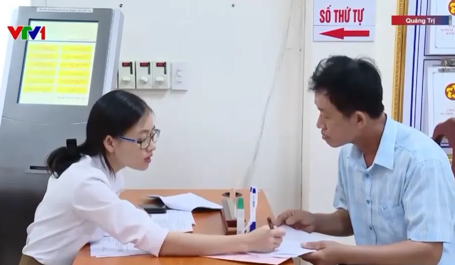 Quảng Trị tăng tốc cải cách hành chính, đưa dịch vụ công đến gần dân - Ảnh 1.