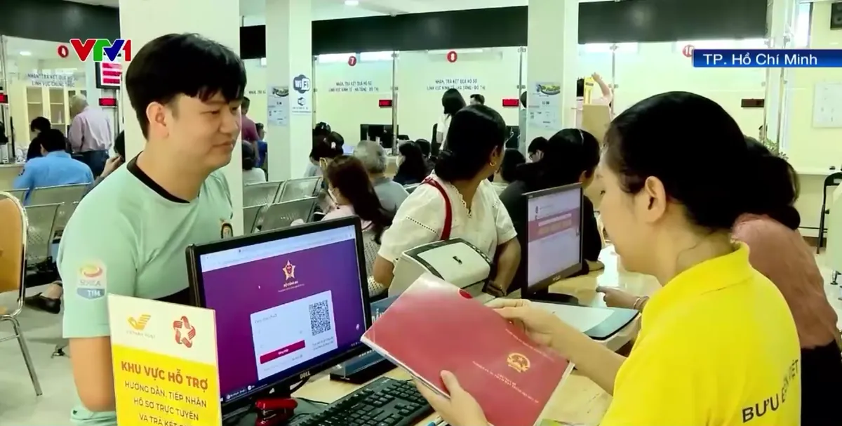 TP Hồ Ch&iacute; Minh: Đẩy mạnh thủ tục h&agrave;nh ch&iacute;nh &ldquo;kh&ocirc;ng địa giới&rdquo; - Ảnh 1.