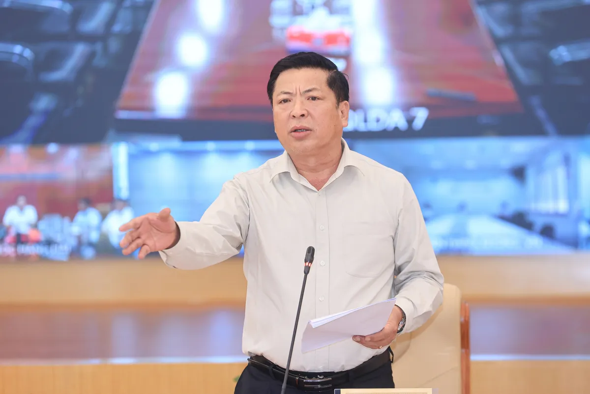 Ngành Xây dựng tăng tốc giải ngân vốn đầu tư công, quyết liệt tháo gỡ vướng mắc trong tháng 8 - Ảnh 1.