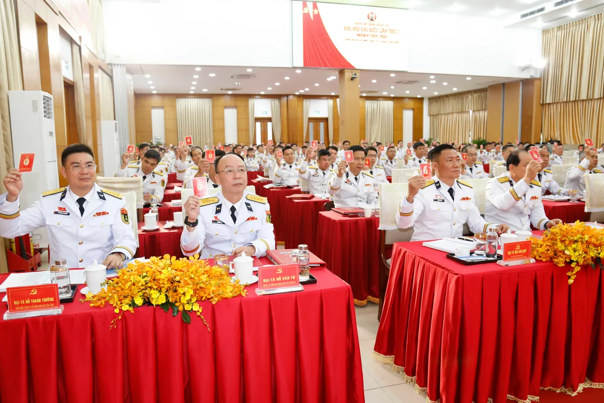 Binh đo&agrave;n 20 - Tổng c&ocirc;ng ty T&acirc;n Cảng S&agrave;i G&ograve;n: Mạnh kinh tế, vững quốc ph&ograve;ng tr&ecirc;n 5 trụ cột - Ảnh 7.