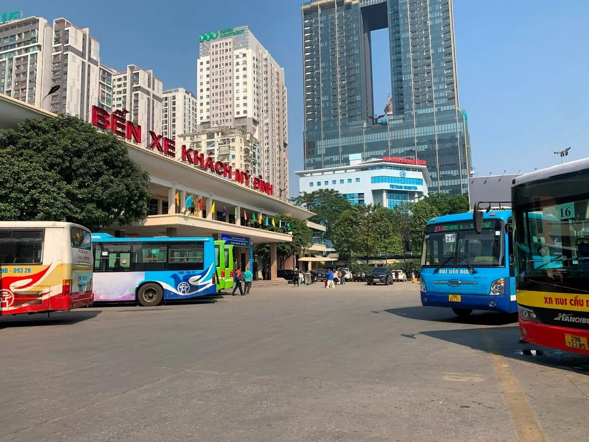Siết chặt an toàn, minh bạch giá vé, tăng chuyến phục vụ dịp Quốc khánh 2/9 - Ảnh 1.