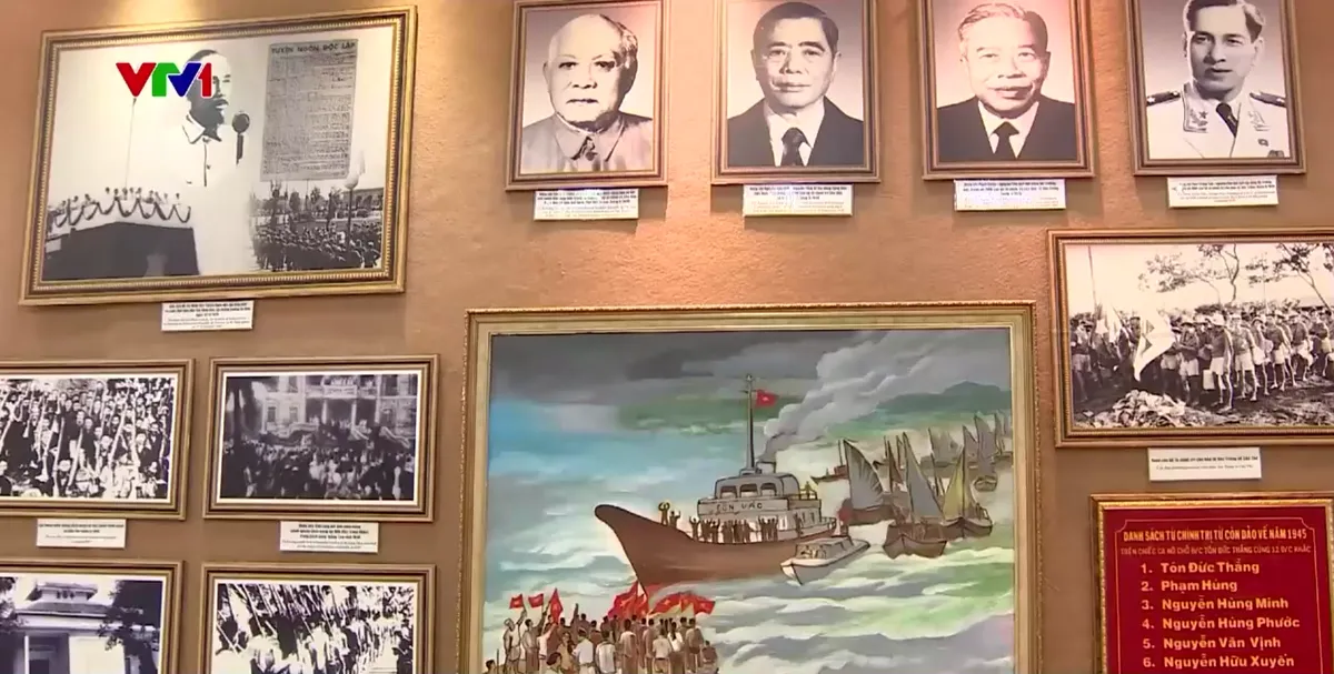 Những ng&agrave;y th&aacute;ng T&aacute;m rực lửa - Ảnh 2.