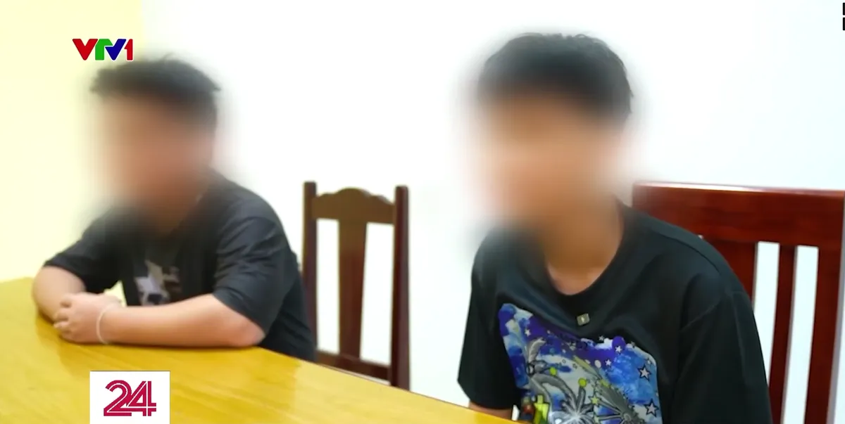 Cảnh b&aacute;o trẻ vị th&agrave;nh ni&ecirc;n l&aacute;i xe m&aacute;y g&acirc;y tai nạn giao th&ocirc;ng - Ảnh 2.