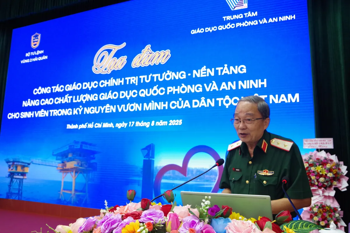 Nâng cao chất lượng GDQPAN cho sinh viên trong kỷ nguyên mới - Ảnh 2.
