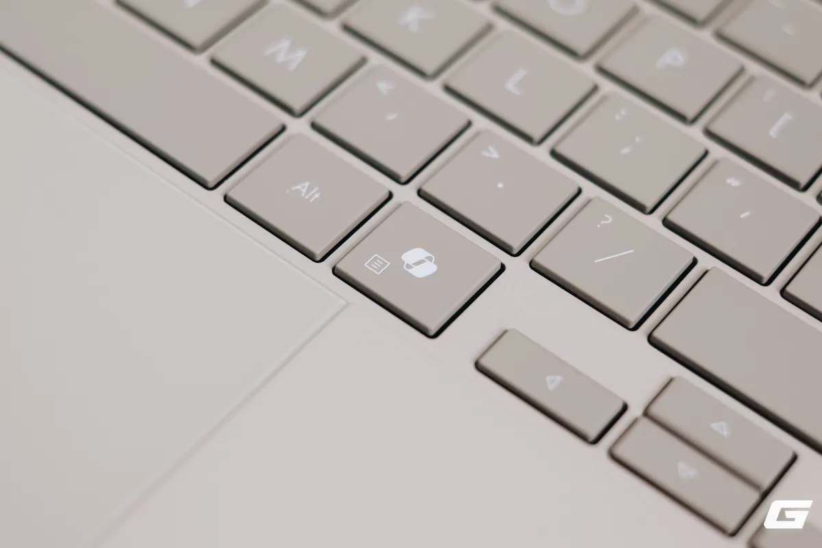 AI thay đổi c&aacute;ch người ti&ecirc;u d&ugrave;ng Việt Nam lựa chọn thiết bị l&agrave;m việc - Ảnh 1.