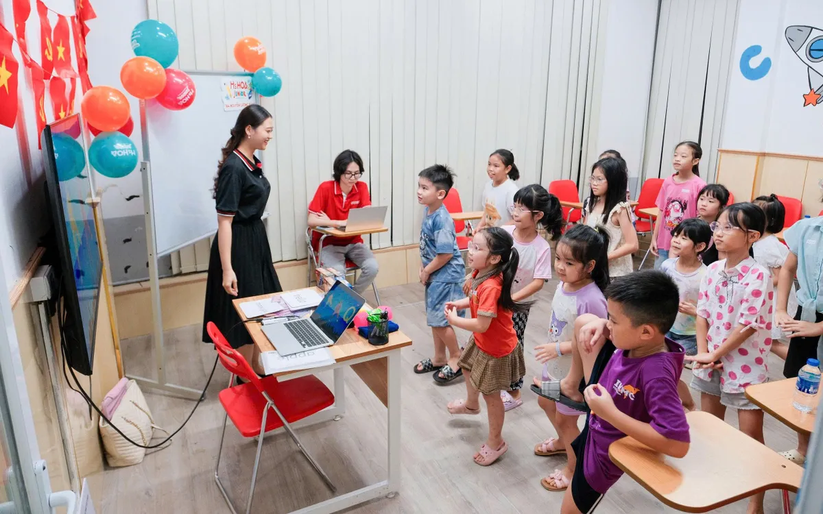 Không chỉ đơn thuần là một lớp học tiếng Anh Không chỉ đơn thuần là một lớp học tiếng Anh