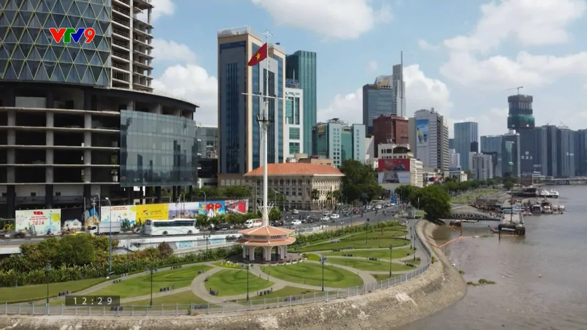 Ấn tượng phương Nam: Cột cờ Thủ Ngữ - Biểu tượng lịch sử ven sông Sài Gòn