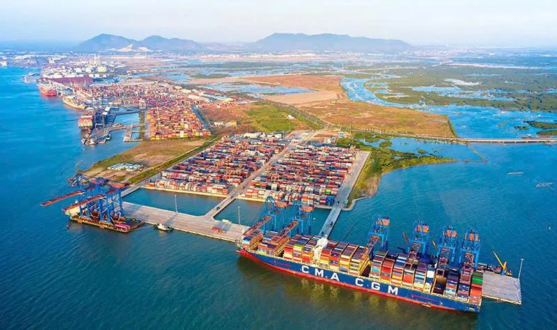 TP Hồ Chí Minh: Phường có nhiều siêu cảng sẽ phát triển thành trung tâm logistics hiện đại  - Ảnh 1.