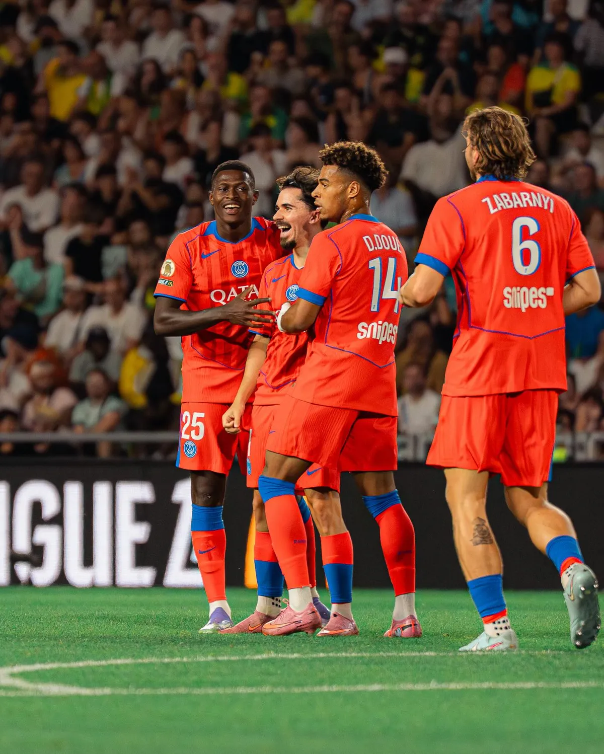 Vitinha tỏa s&aacute;ng, PSG chật vật gi&agrave;nh 3 điểm ng&agrave;y ra qu&acirc;n Ligue 1- Ảnh 1.