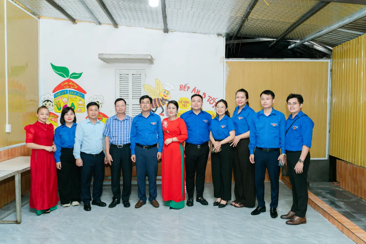 Thanh niên chung tay xóa nhà tạm, nhà dột nát tại Tuyên Quang - Ảnh 1.