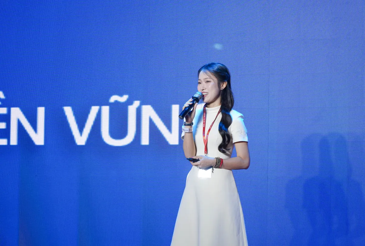 Hơn 300 KOL tham dự hội nghị "KOL với kỷ nguyên vươn mình của dân tộc" - Ảnh 2.