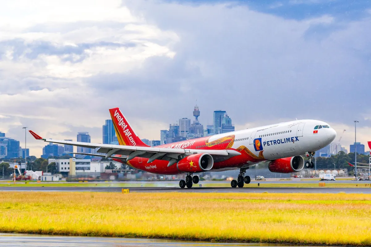 Đặt vé Vietjet ngay để tận hưởng chuyến bay 0 đồng cùng hành lý ký gửi miễn phí - Ảnh 1.