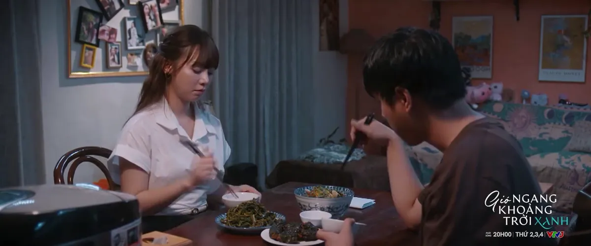 Gi&oacute; ngang khoảng trời xanh - Tập 4: Chồng Mỹ Anh rơi v&agrave;o v&ograve;ng tay 'tr&agrave; xanh' - Ảnh 4.