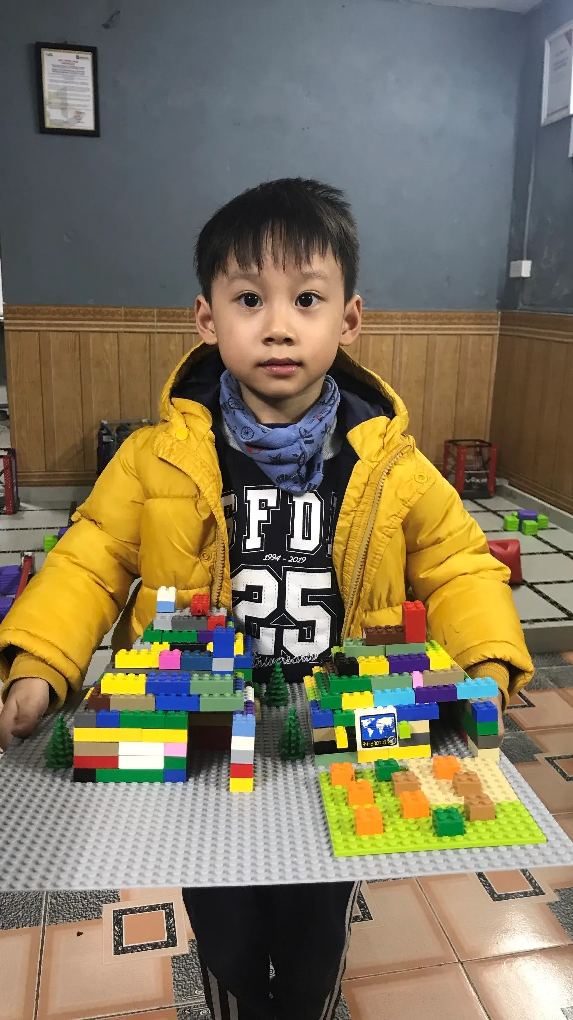 Cậu bé nhỏ tuổi nhất của đội tuyển Việt Nam tại đấu trường chung kết Global Robotics Games - Ảnh 1.