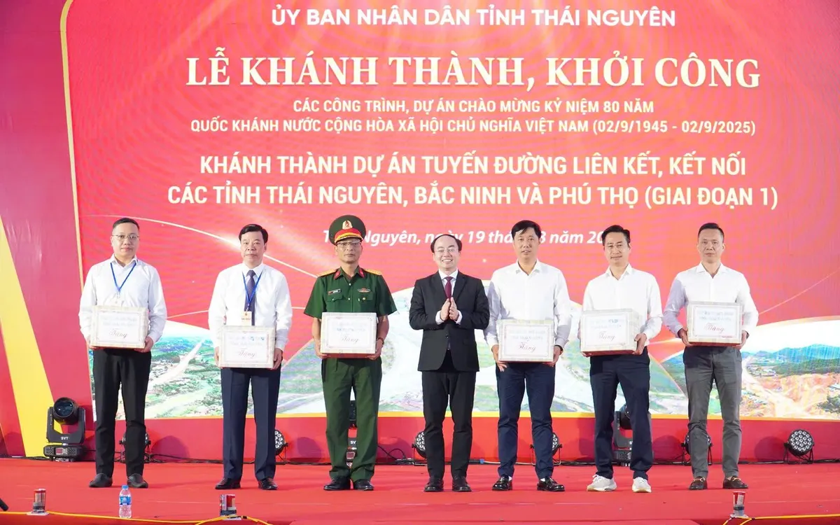 Khánh thành Dự án tuyến đường liên kết Thái Nguyên - Bắc Ninh - Phú Thọ (giai đoạn 1) với mức đầu tư 4.204 tỷ đồng