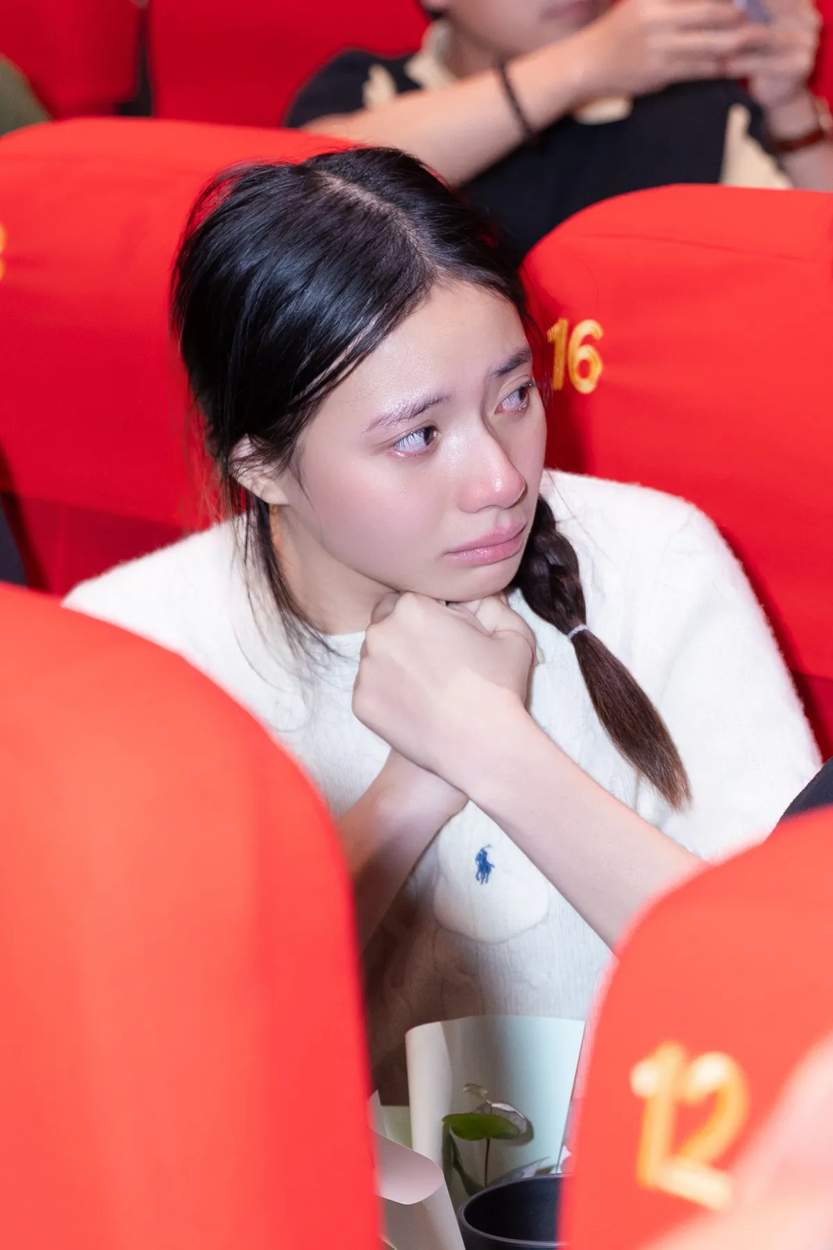 "Mưa đỏ" - Khốc liệt và nghẹn ngào- Ảnh 6. "Mưa đỏ" - Khốc liệt và nghẹn ngào- Ảnh 6.