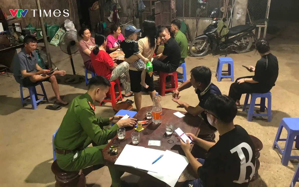 "Bình dân học vụ số "đến tận người dân vùng sâu, vùng xa "Bình dân học vụ số "đến tận người dân vùng sâu, vùng xa