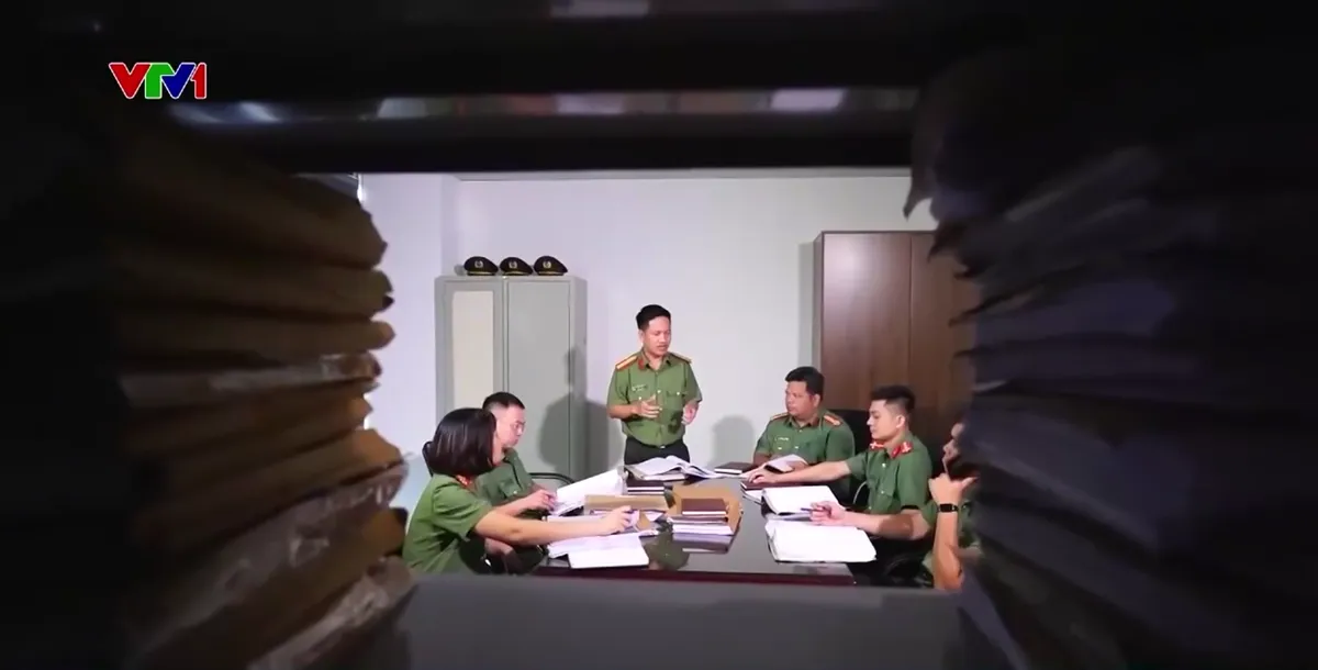 Công an nhân dân "vì nước quên thân, vì dân phục vụ" - Ảnh 3.