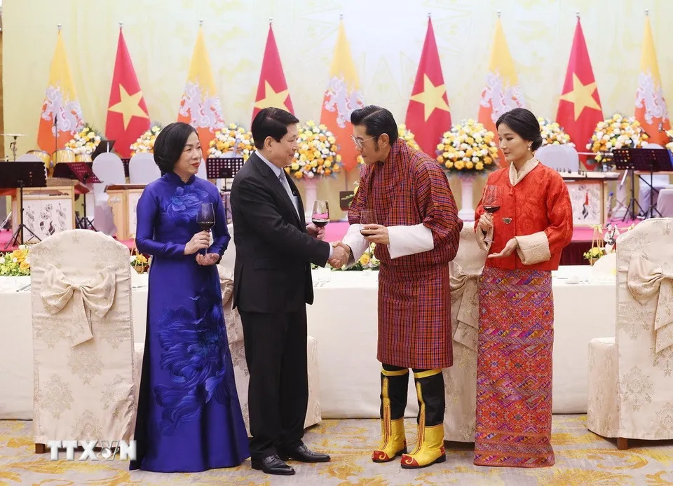Chủ tịch nước Lương Cường chủ trì chiêu đãi cấp nhà nước Quốc vương Bhutan - Ảnh 1.