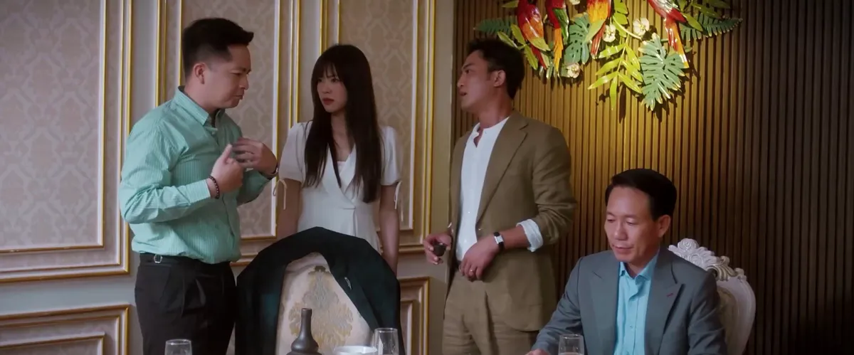 Gió ngang khoảng trời xanh - Tập 4: Vợ đón chồng nhậu say trong vòng tay 'trà xanh'- Ảnh 2.