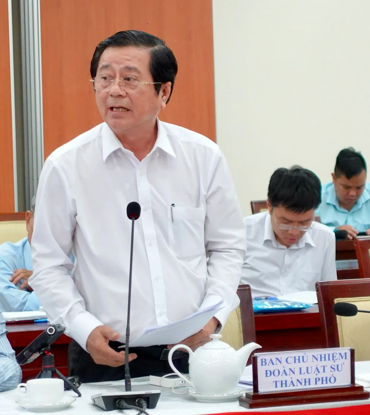 Các thành viên Mặt trận Tổ quốc góp ý Văn kiện Đại hội Đảng bộ TP Hồ Chí Minh - Ảnh 3.