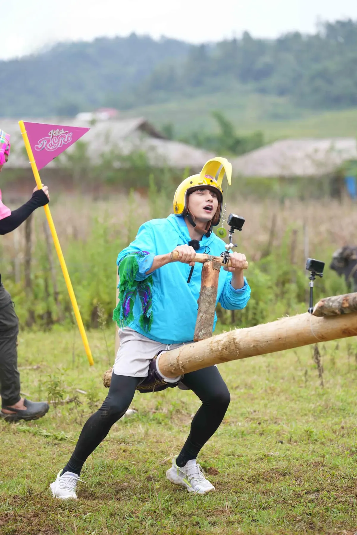 Isaac "m&aacute;ch" bạn phương ph&aacute;p tập luyện thể thao đơn giản, hiệu quả tại nh&agrave;- Ảnh 1.