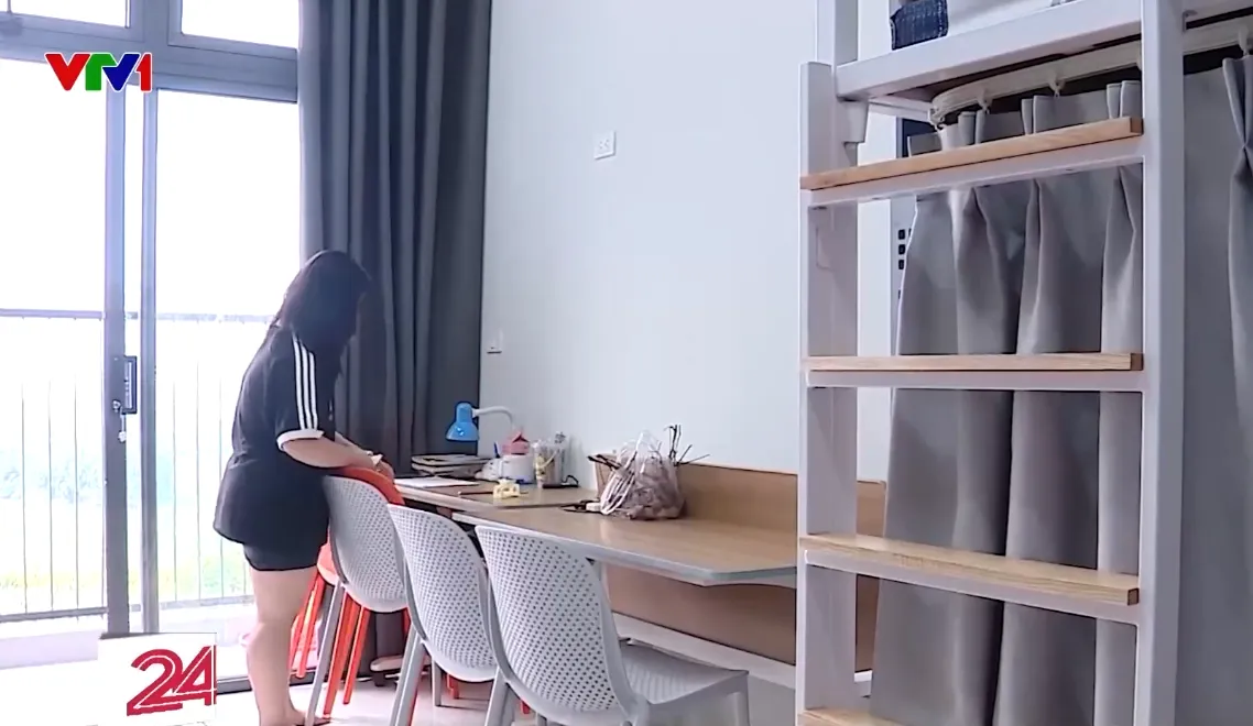 Giá phòng trọ ngày càng tăng cao, sinh viên chật vật tìm chỗ ở - Ảnh 1.