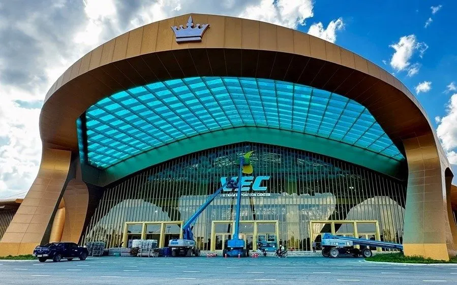 Công tác chuẩn bị cho Triển lãm Thành tựu Đất nước đến thời này đang ở giai đoạn "nước rút" (Ảnh: Mỹ Thanh)