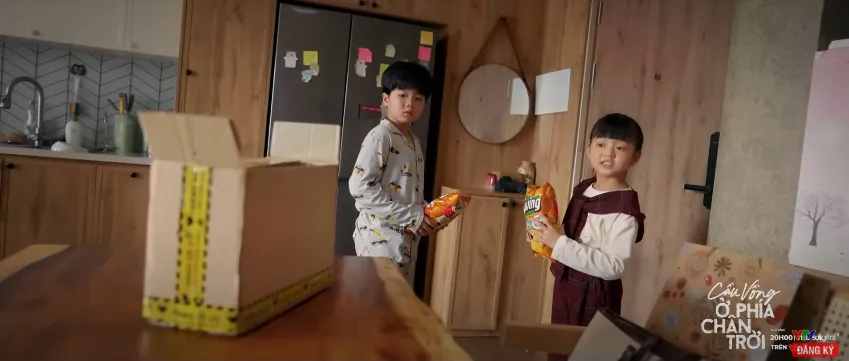 Cầu vồng ở ph&iacute;a ch&acirc;n trời - Tập 23: Oanh bị chồng cũ bắt bẻ- Ảnh 1.