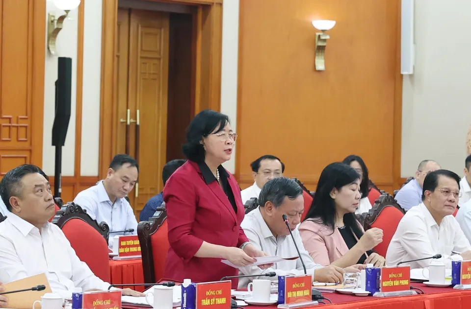 Tổng Bí thư: Xây dựng Hà Nội và TP Hồ Chí Minh trật tự, kỷ cương, lành mạnh, là điểm đến an toàn của thế giới - Ảnh 2.