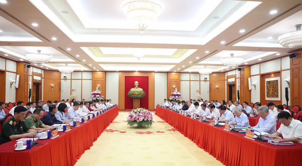 Tổng Bí thư: Xây dựng Hà Nội và TP Hồ Chí Minh trật tự, kỷ cương, lành mạnh, là điểm đến an toàn của thế giới - Ảnh 1.
