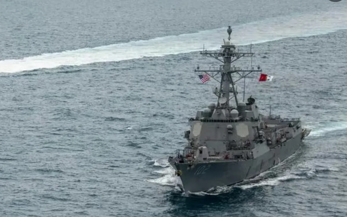 Khu trục hạm mang tên lửa dẫn đường USS Sampson (DDG 102) lớp Arleigh Burke của Hải quân Mỹ (Ảnh: USNI News) Khu trục hạm mang tên lửa dẫn đường USS Sampson (DDG 102) lớp Arleigh Burke của Hải quân Mỹ (Ảnh: USNI News)