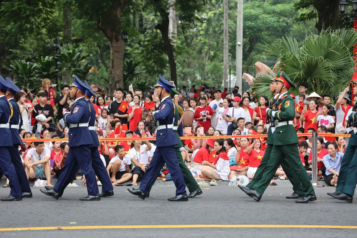 Hợp luyện A80- Các khối diễu binh di chuyển, tập kết an toàn - Ảnh 13.