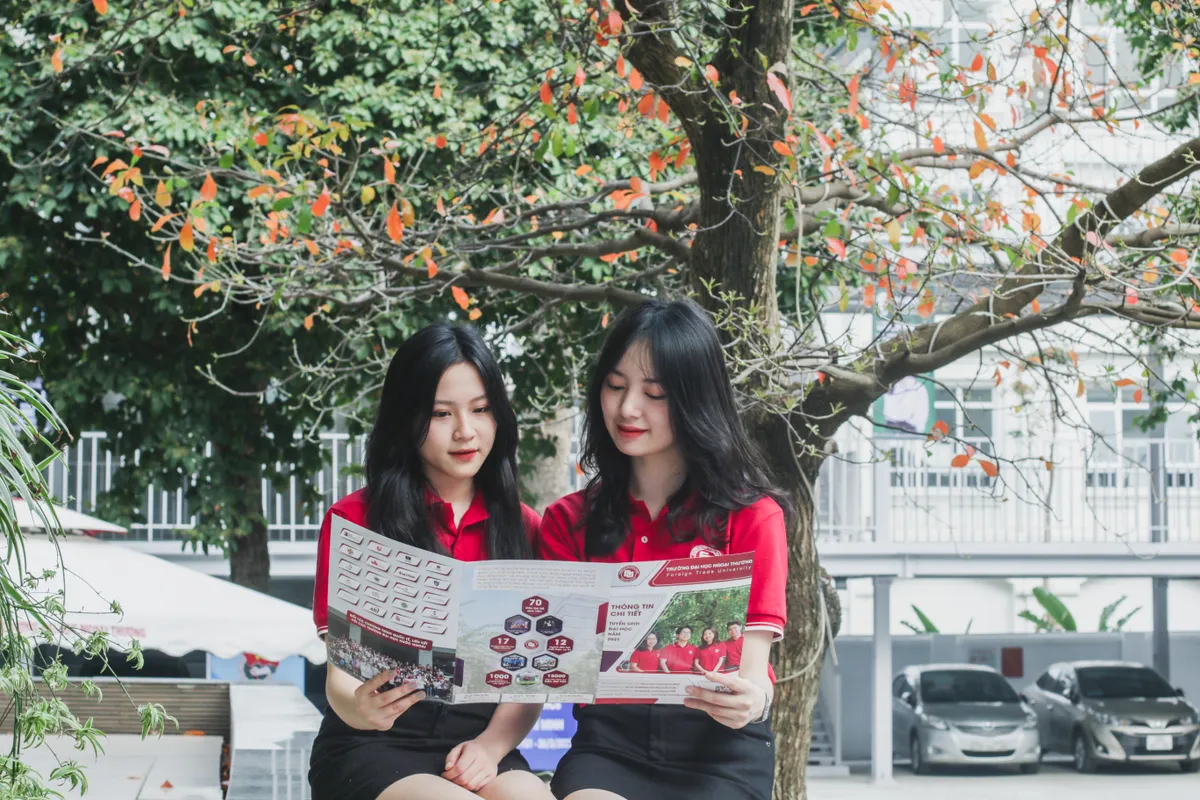 AI l&ecirc;n ng&ocirc;i, cử nh&acirc;n ng&ocirc;n ngữ đối mặt &aacute;p lực th&iacute;ch nghi để kh&ocirc;ng bị thay thế- Ảnh 2.