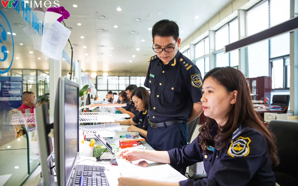 Thuế điện tử hải quan gỡ nút thắt cho doanh nghiệp xuất nhập khẩu
