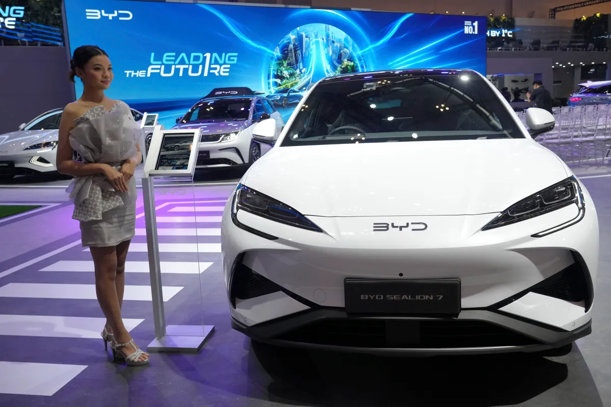 Cuộc đua phát triển pin xe điện - Ảnh 1.