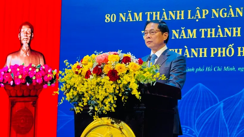 Dấu ấn 50 năm công tác đối ngoại TP Hồ Chí Minh - Ảnh 1.